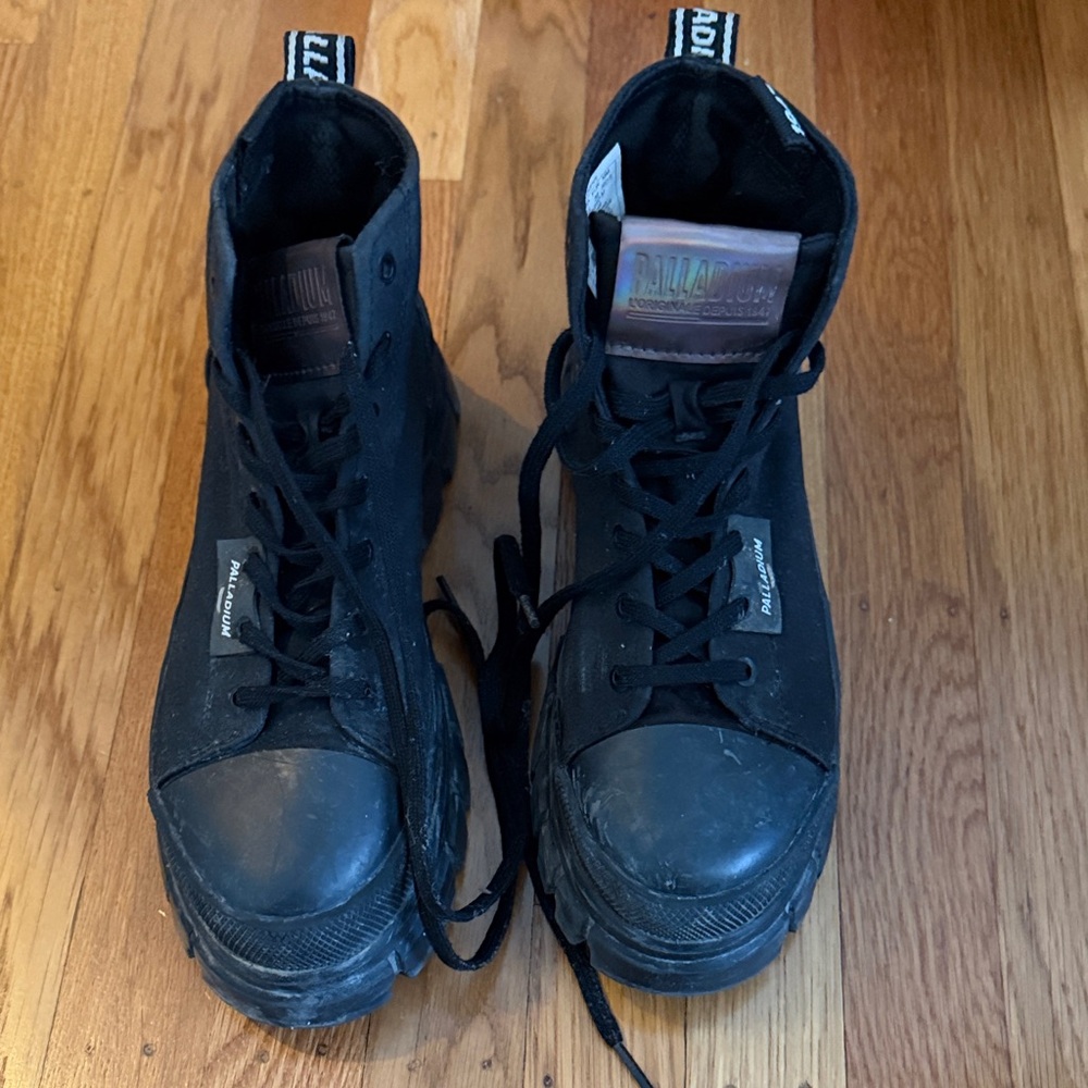 Palladium Revolt Black High-Top platform Sneakers